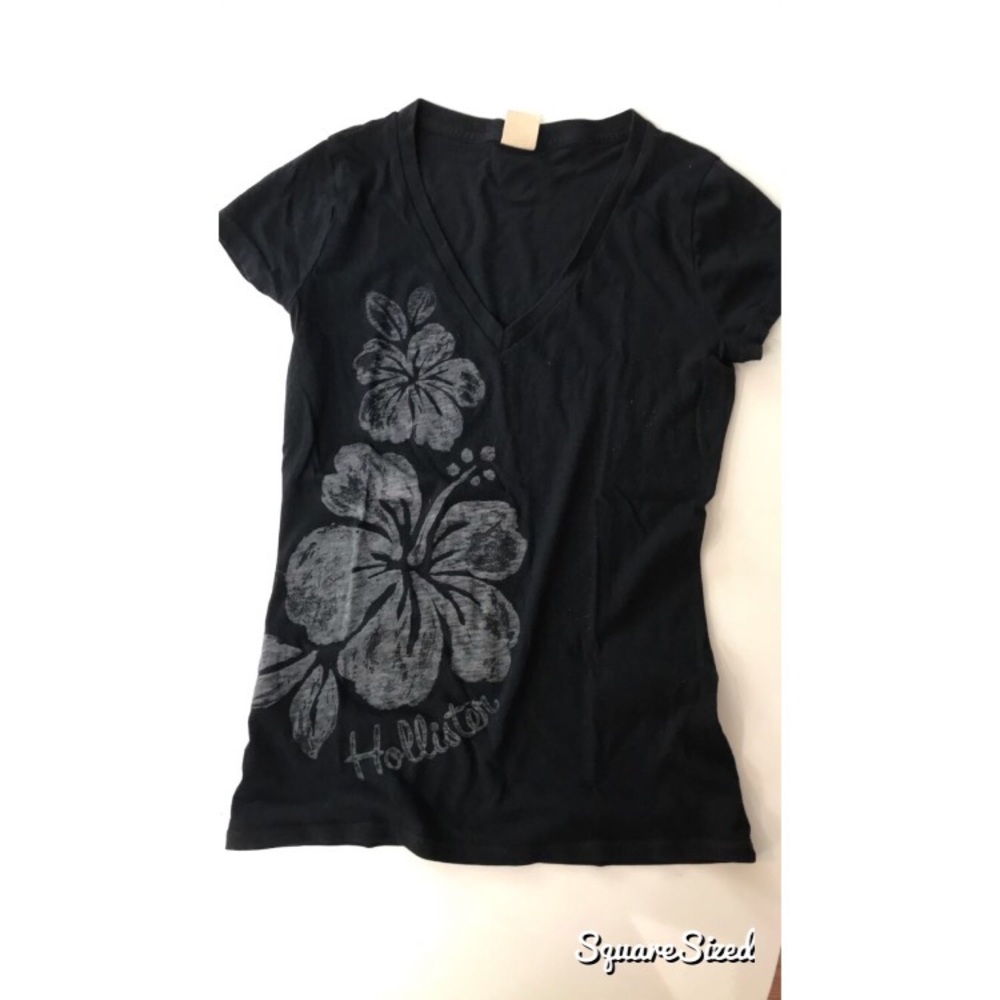 Hollister Short Sleeve T-Shirt